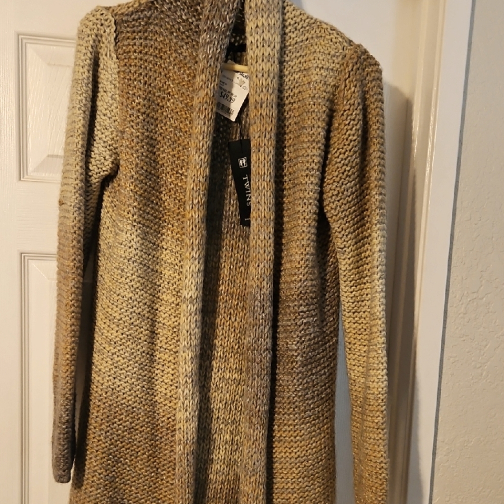 Elegant Tan Knit Cardigan